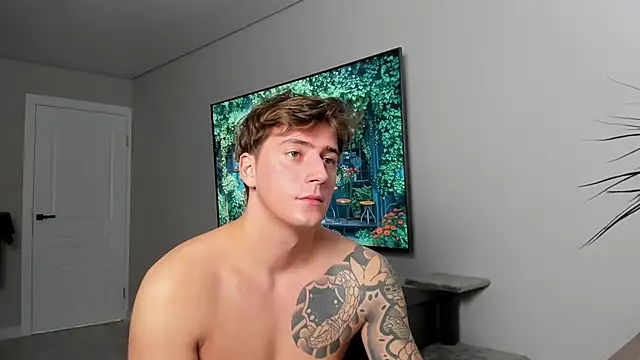 DaniHort online show from February 26, 2026, 7:51 am