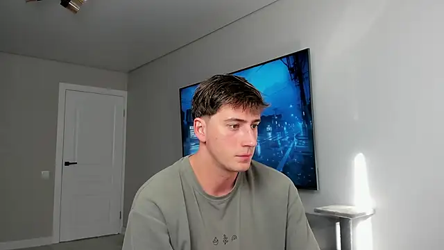 DaniHort online show from March 23, 2026, 9:13 am