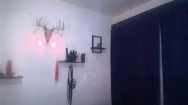 Snapshot of DakariaHills_ chatting on July 15, 2026, 3:45 am DakariaHills online show from July 15, 2026, 3:45 am