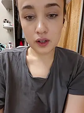 DianaVi online show from November 4, 2025, 8:52 pm