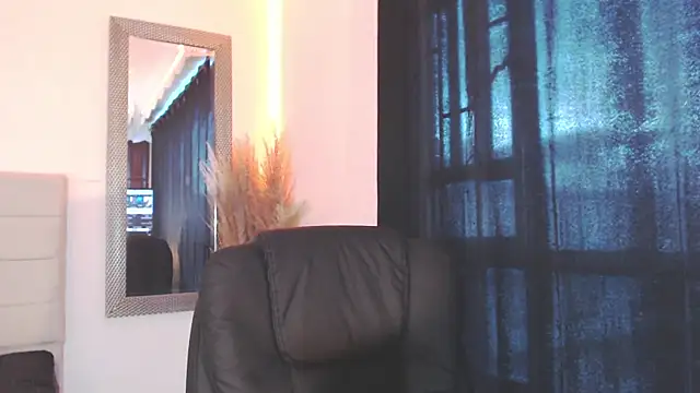 Anna belly online show from September 8, 2025, 2:49 pm