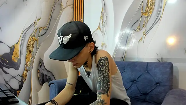 StraightBoy Nick online show from September 29, 2025, 7:13 am