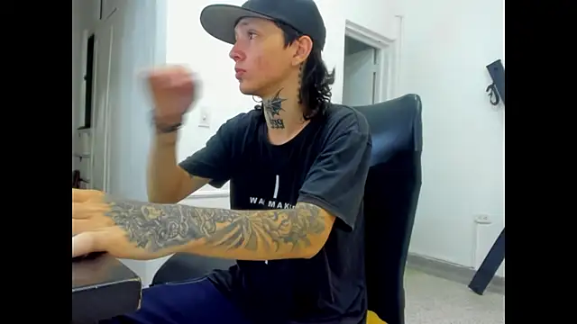 StraightBoy Nick online show from April 22, 2026, 7:59 pm