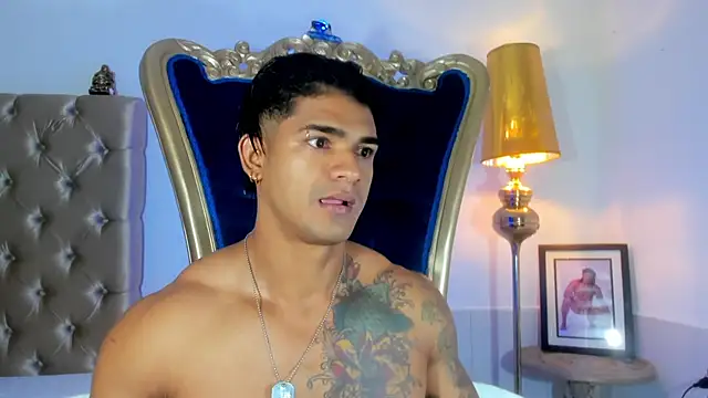 antonio  444 online show from October 1, 2025, 10:21 am