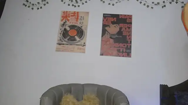 CoralieBronson online show from February 17, 2026, 11:22 pm