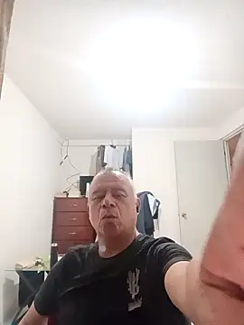 cuntico online show from October 27, 2025, 4:38 am