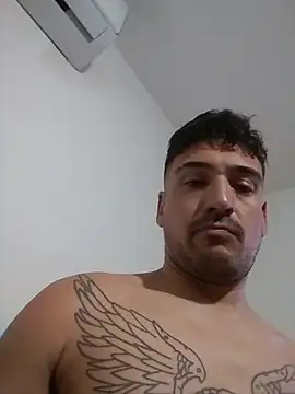 bigandstrong2217 online show from September 11, 2025, 5:13 pm