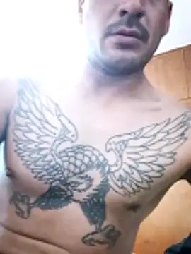 bigandstrong2217 online show from December 16, 2025, 4:39 am