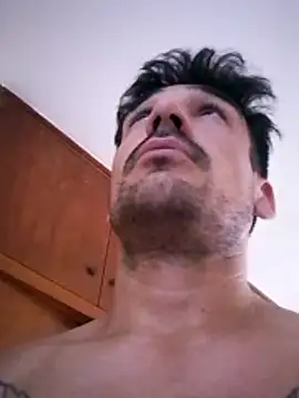 bigandstrong2217 online show from February 8, 2026, 9:07 pm