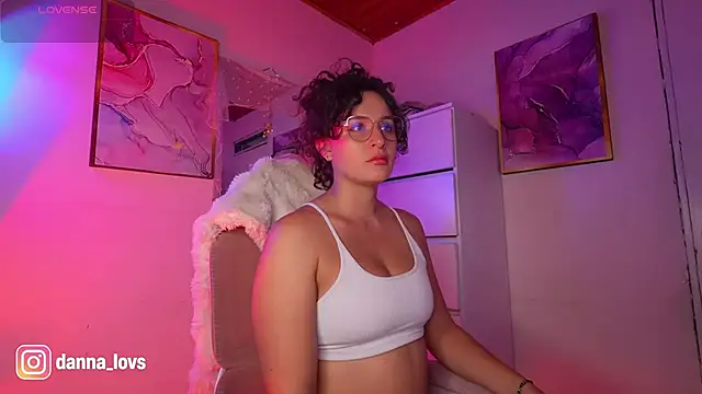 Snapshot of Dannaa_Lovs chatting on May 13, 2026, 1:03 am Dannaa Lovs online show from May 13, 2026, 1:03 am