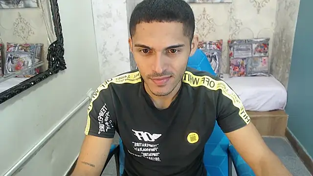 Derek Storm  online show from November 6, 2025, 11:33 am