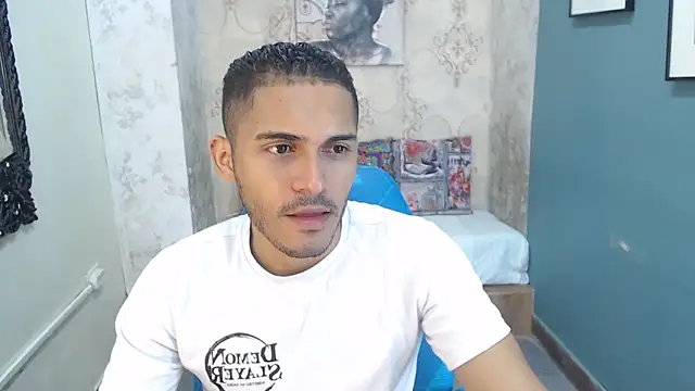 Derek Storm  online show from December 2, 2025, 12:21 pm