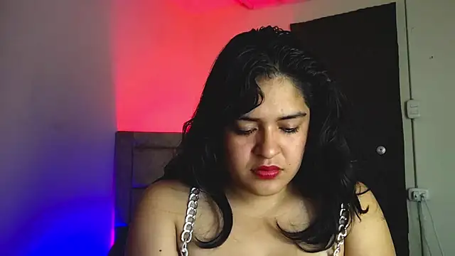 EmilyNoir1 online show from September 17, 2025, 10:00 pm