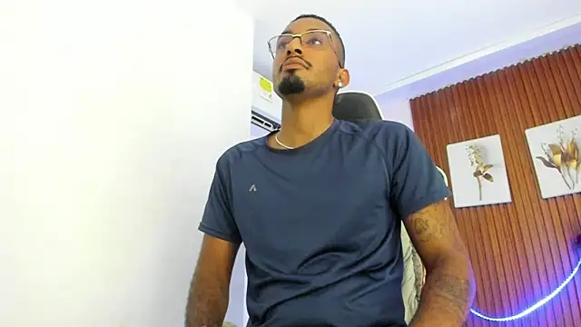 Darwin mayo online show from April 23, 2026, 5:48 pm