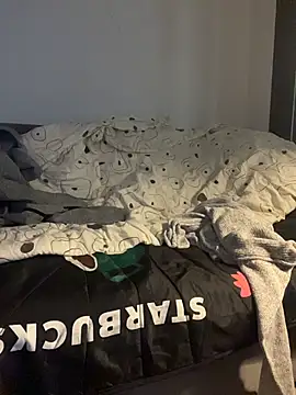 pophiboy online show from February 11, 2026, 1:21 am