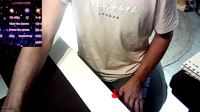 Snapshot of french_male_whore@xh chatting on September 19, 2025, 12:39 pm french male whorexh online show from September 19, 2025, 12:39 pm