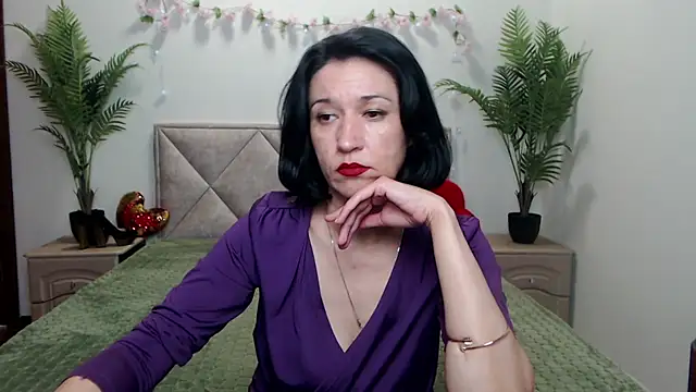 Snapshot of CameronEnns chatting on May 28, 2026, 1:08 pm CameronEnns online show from May 28, 2026, 1:08 pm