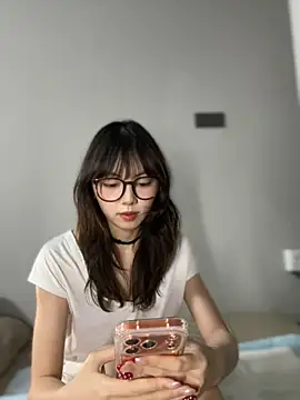 xuannv0000 online show from March 24, 2026, 5:07 pm