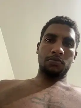 DiamanteNegro- online show from February 12, 2026, 5:57 am