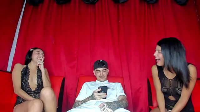 extreme hot crazy online show from October 4, 2025, 4:21 am