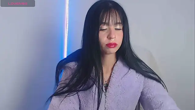 Lia  1 online show from October 13, 2025, 11:49 pm