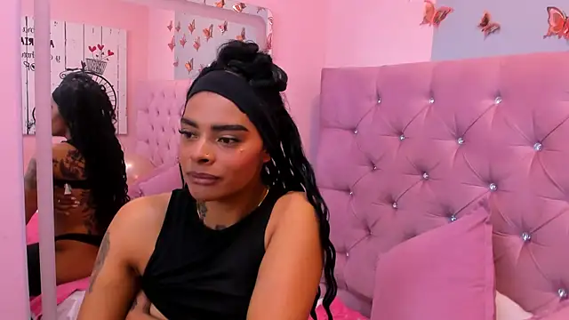 EmmaEbony  online show from September 9, 2025, 11:21 am