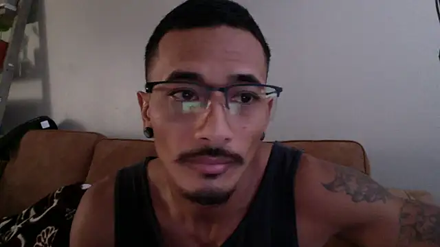 tanjir020 online show from September 22, 2025, 3:25 pm