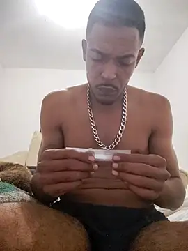 lacoste12 online show from February 4, 2026, 11:53 pm