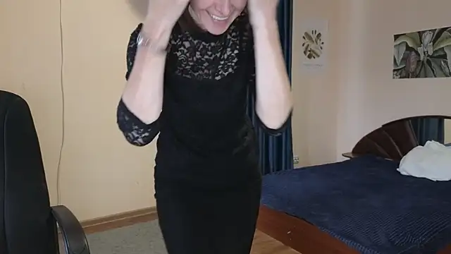 Lia Tito online show from September 18, 2025, 5:09 am