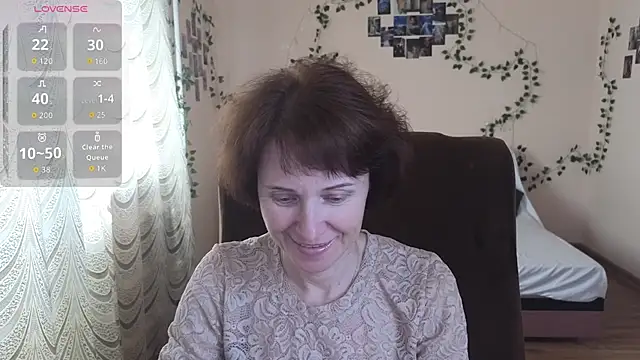 Lia Tito online show from October 24, 2025, 6:32 am