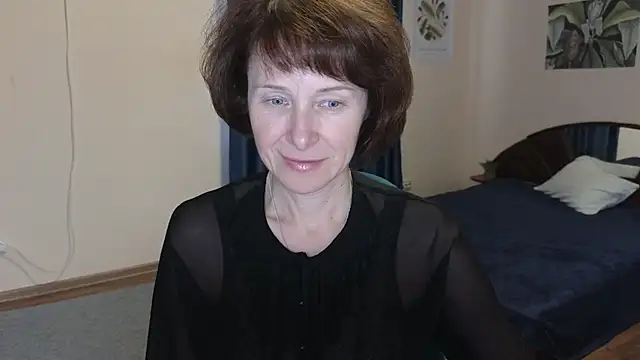 Lia Tito online show from November 4, 2025, 12:04 pm