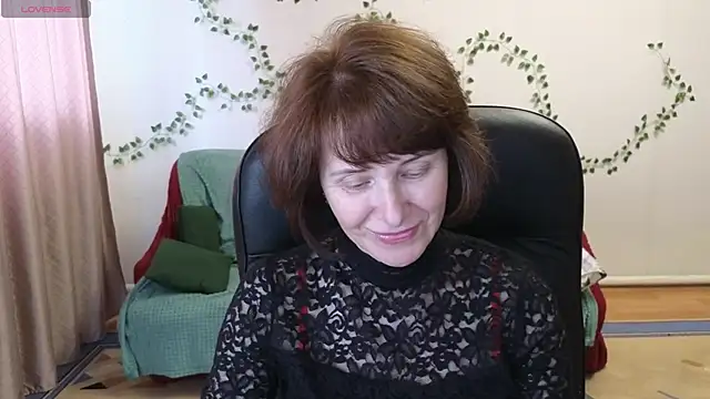 Lia Tito online show from April 22, 2026, 10:28 am