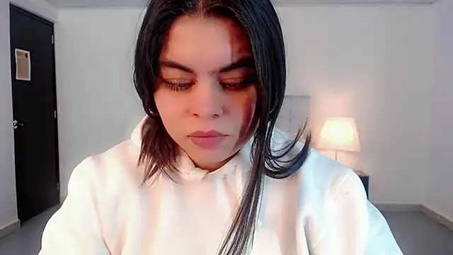 maddissonivanova online show from March 15, 2026, 7:09 pm