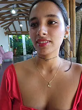 Lorena Mcfly online show from November 1, 2025, 1:35 pm