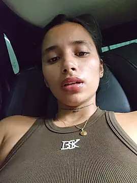 Lorena Mcfly online show from April 18, 2026, 8:09 pm