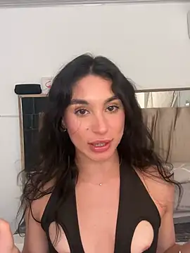 MonicaSalvatore online show from March 4, 2026, 12:05 am