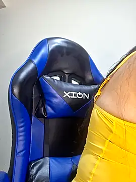 Natasha 50 online show from April 22, 2026, 1:08 am