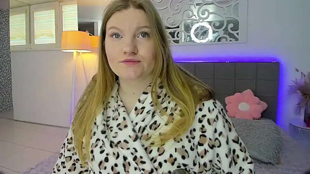 AshleyJoness online show from March 18, 2026, 5:32 am