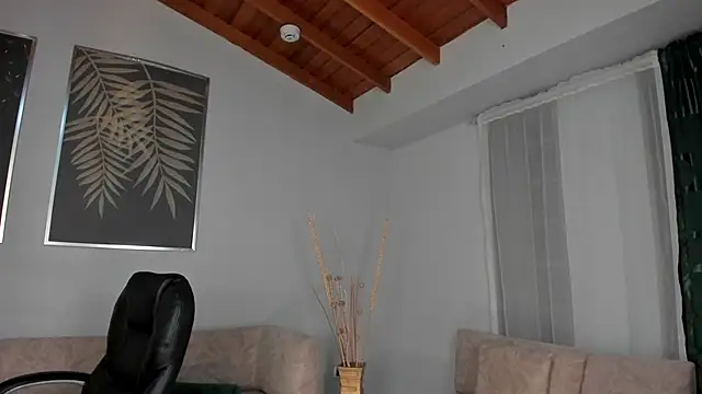 LiamCarterX online show from October 17, 2025, 4:26 am