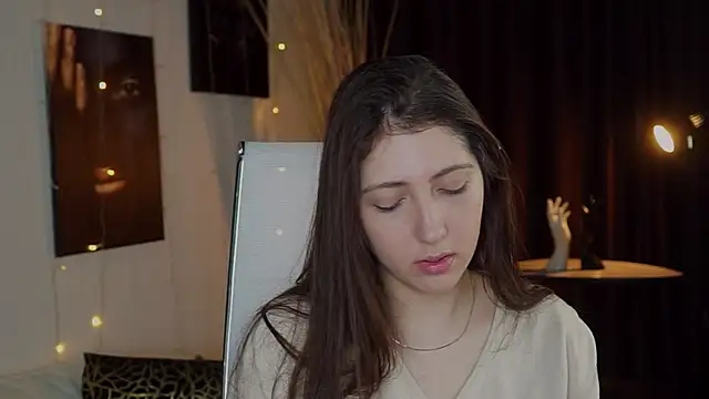 Mary Miiller online show from March 17, 2026, 6:28 am