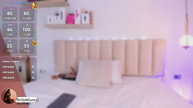 Emely Deluxe online show from November 23, 2025, 11:43 am