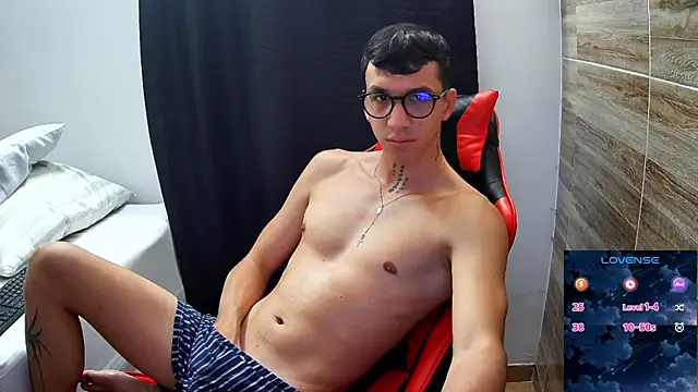 angelicious  online show from April 22, 2026, 12:28 pm