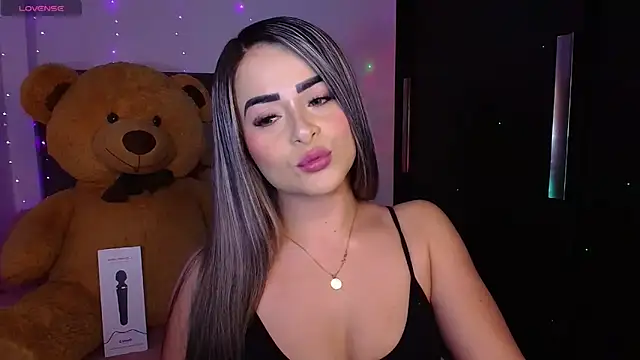 Alix Barke online show from December 23, 2025, 1:36 am