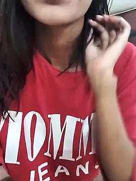 RENUKA RAJPUT online show from November 23, 2025, 2:39 pm