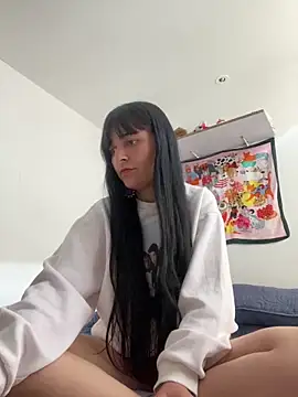 Abril thompson98 online show from September 15, 2025, 9:15 pm