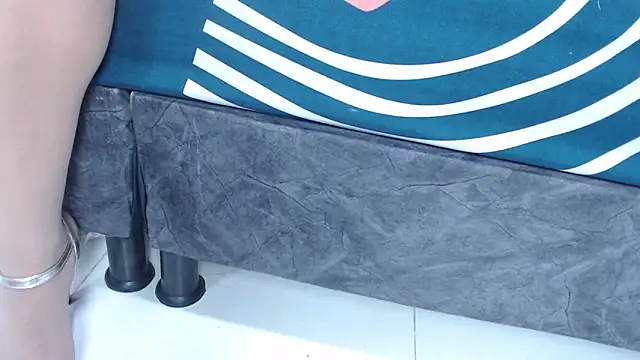 connie sweet7 online show from April 11, 2026, 6:45 pm