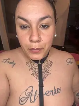 Snapshot of valen1891 chatting on September 25, 2025, 1:20 am valen1891 online show from September 25, 2025, 1:20 am