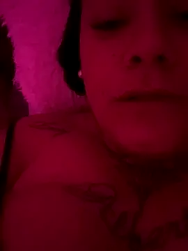 Snapshot of valen1891 chatting on October 29, 2025, 3:09 am valen1891 online show from October 29, 2025, 3:09 am