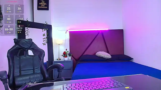 Lucass love online show from October 6, 2025, 1:19 pm