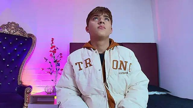 Lucass love online show from March 28, 2026, 1:11 pm